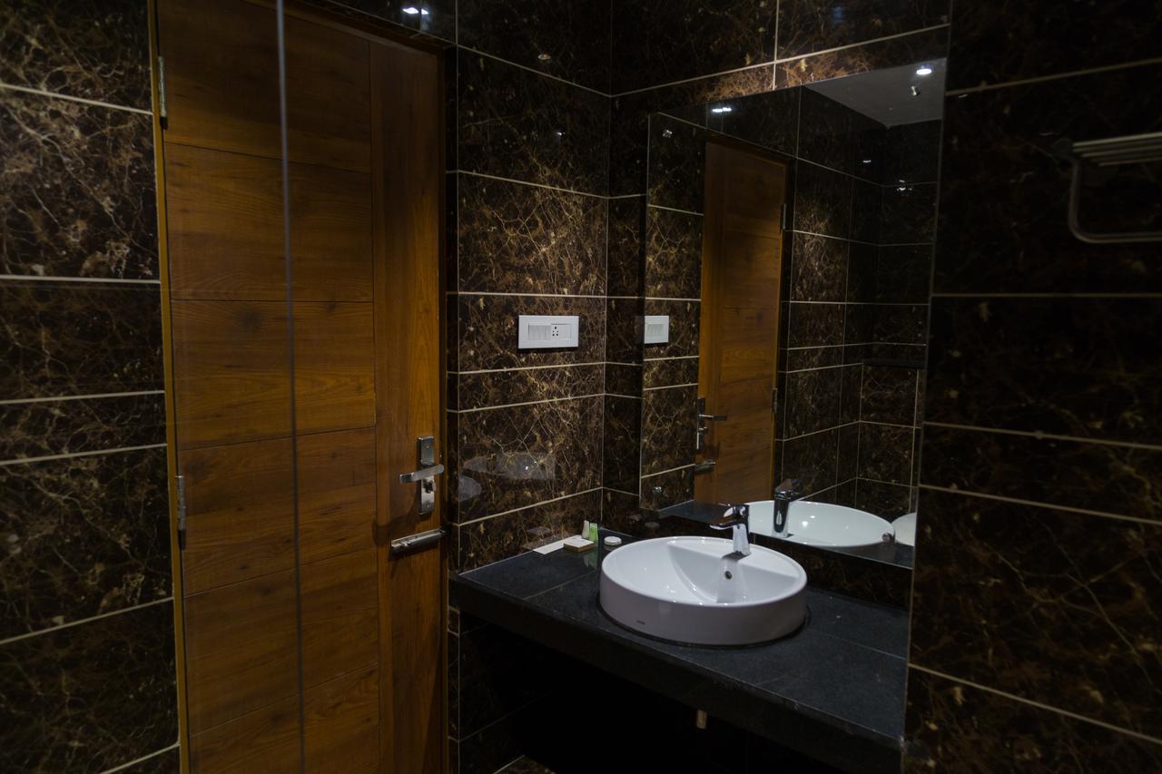 Hotel Hills Tirupattur Tiruppatur Luaran gambar
