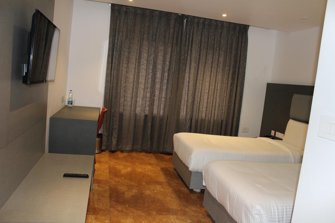 Hotel Hills Tirupattur Tiruppatur Luaran gambar